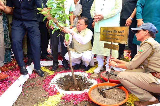 उत्तराखंड में उल्लासपूर्वक मनाया गया हरेला पर्व: संस्कृति, स्वास्थ्य और पर्यावरण संरक्षण का अद्वितीय संगम