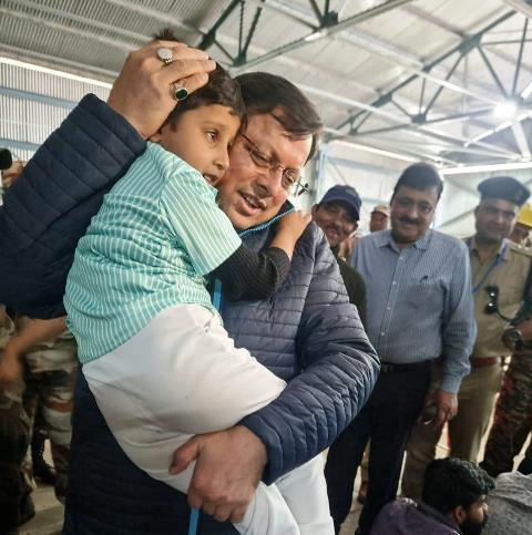 उत्तरकाशी: धराली रेस्क्यू में 1000 से अधिक लोग सुरक्षित, प्रभावितों को मिलेगा 6 माह का राशन व ₹5 लाख सहायता — मुख्यमंत्री धामी